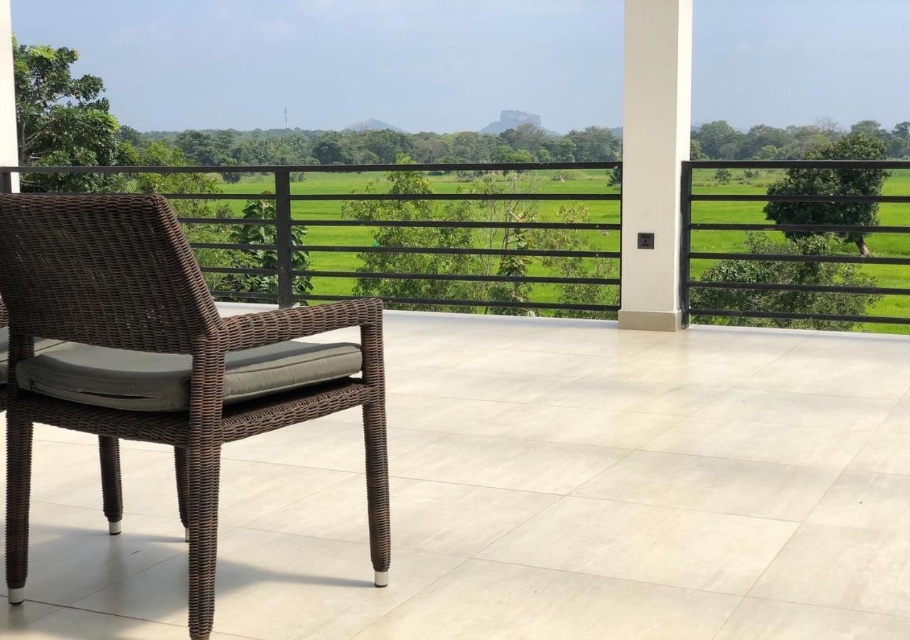 Atteriya Sigiriya Hotel Екстериор снимка